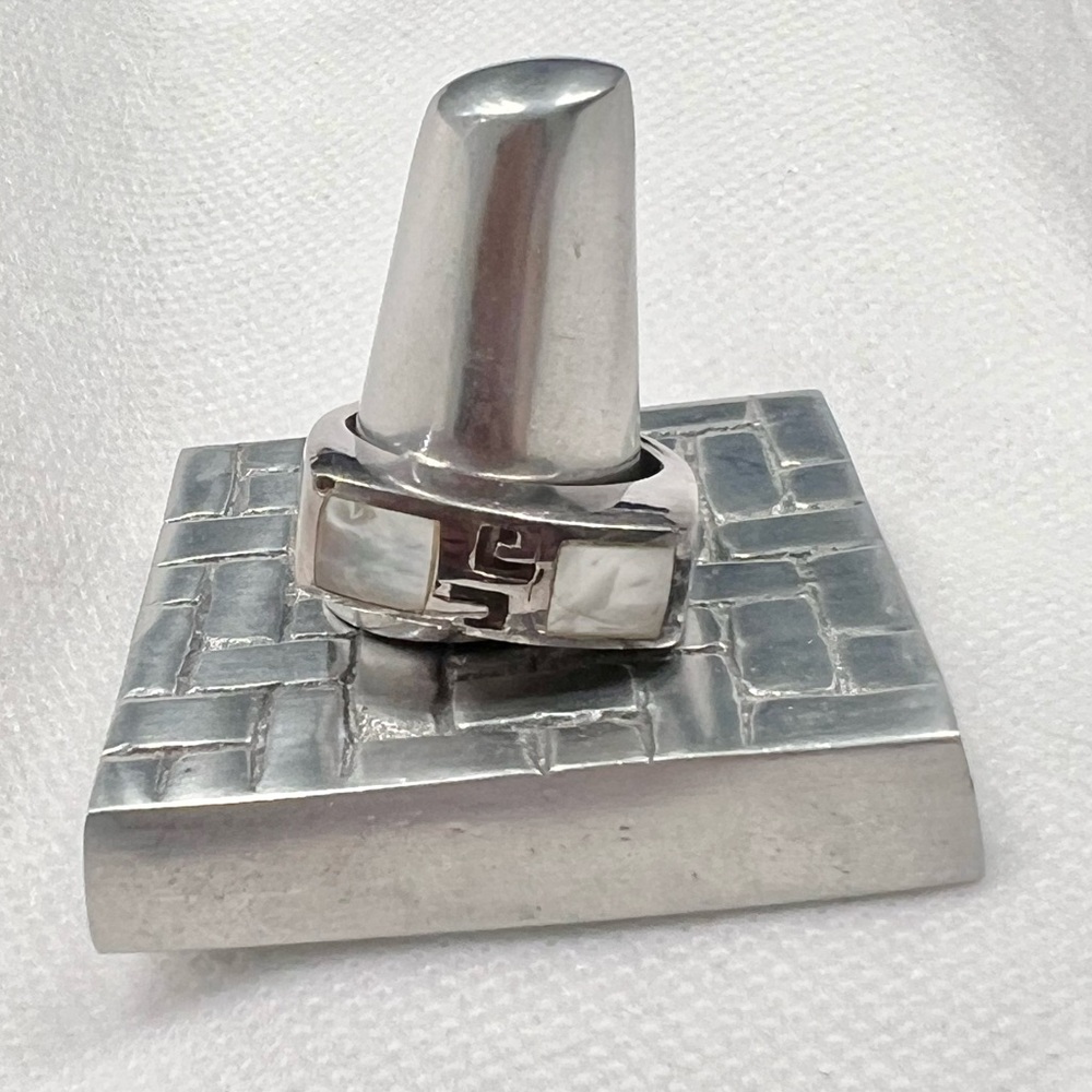 Mother of Pearl Abalone Vintage Sterling Silver Ring Sz 8